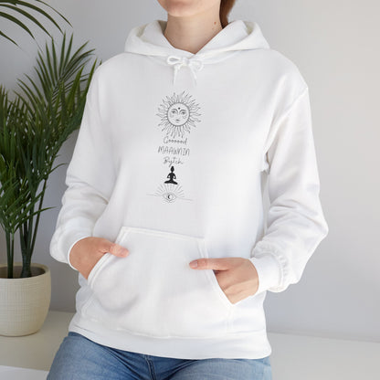 Ts1st - Gildan Heavy Cotton - Graphic Hooded Sweatshirt.